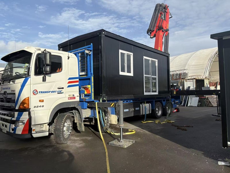 container home-6mx3m/cabin tiny house Carousel 1