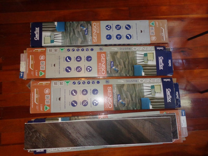 SENSO self adhesive vinyl planks rustic Carousel 1