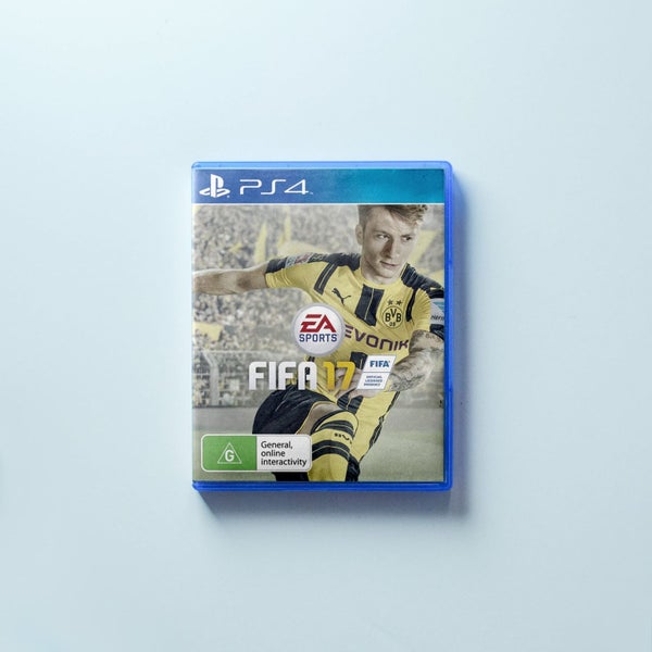 FIFA 17 - PlayStation 4 / PS4 Game Carousel 1