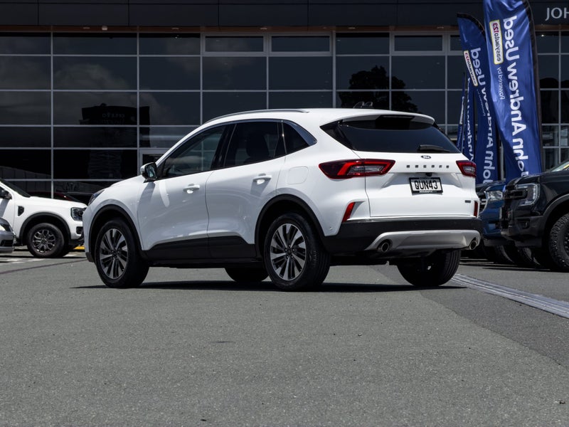 2024 Ford Escape Titanium 2.5Ph64261751027969111