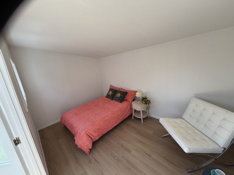 Sleep out/home office64261749811203112