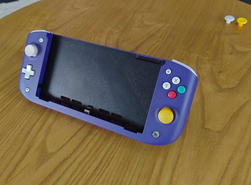 Nintendo Switch OLED + Limited edition Nitro Deck and 4 games64262244187649111