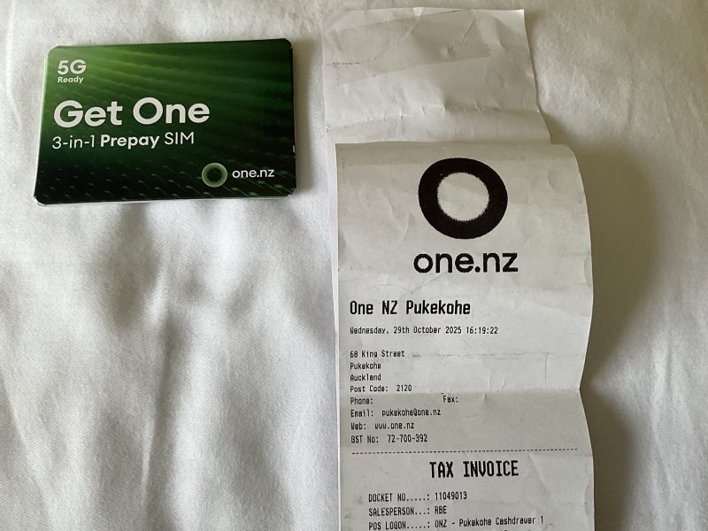 One No Smart V25 Phone64262900462339112