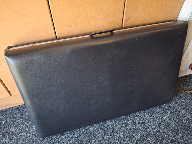 Massage Table Carousel 2