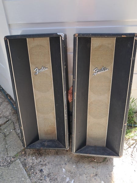 Vintage Fender 2x4 speaker stack64263252364802110
