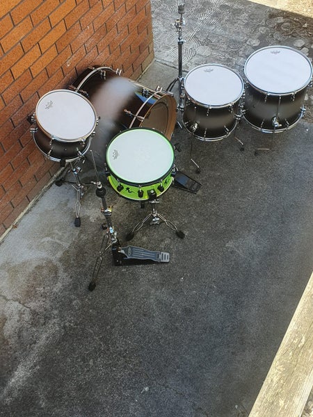 PDP Platinum Series Maple 5 PC Drum Set – Stardust Black to Silver Fade Sparkle64263411923073114