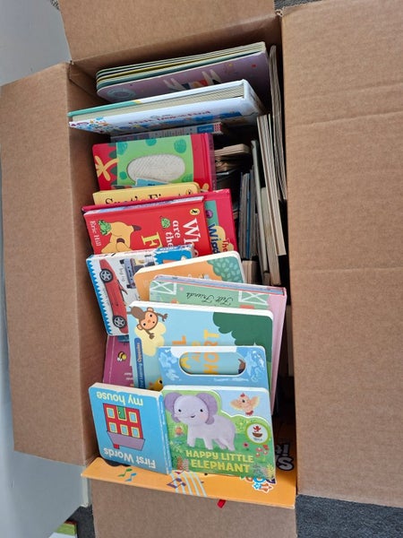 Box of books64263584875011111