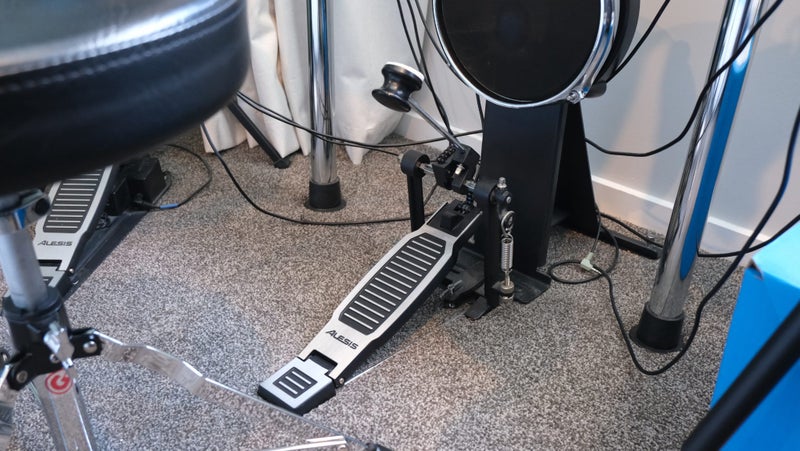 ALESIS SURGE Drum Kit (+ extra Nitro Kit)64263768628353112