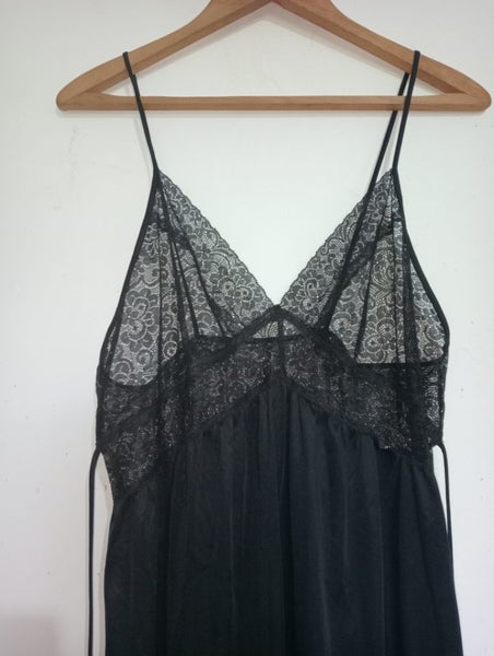 Negligee- Black & lacy- Bendon Lingerie- Med Carousel 2