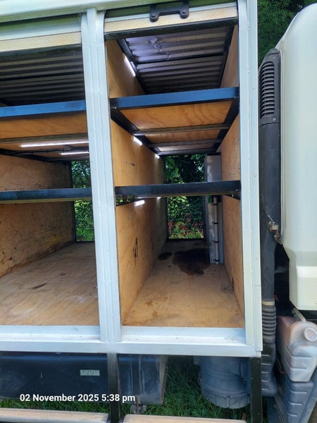 Tipper tool box 2007 Fuso Cantet64263958984835113