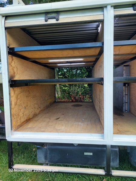 Tipper tool box 2007 Fuso Cantet64263958984835114