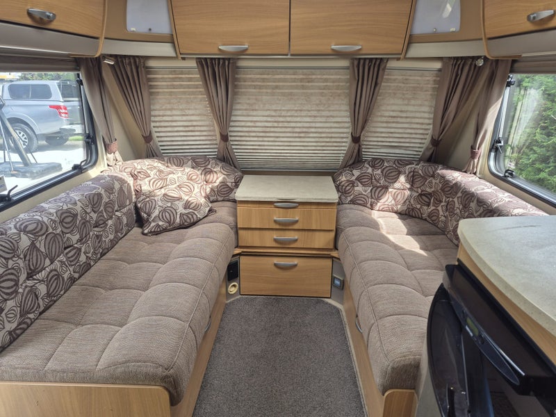 Swift caravan 2011 18ft 4 berth64264158732546114