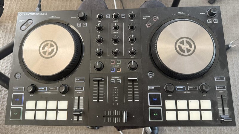 Native Instruments Traktor Kontrol S264264157580290110