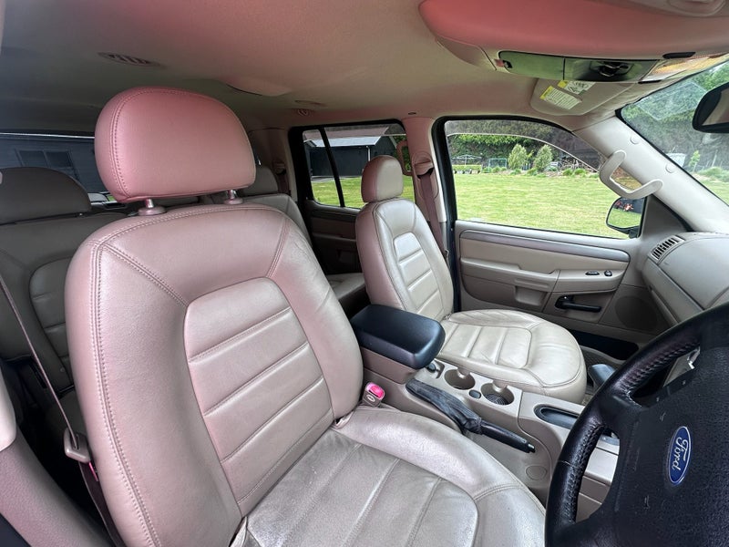 2005 Ford Explorer64882531397890114