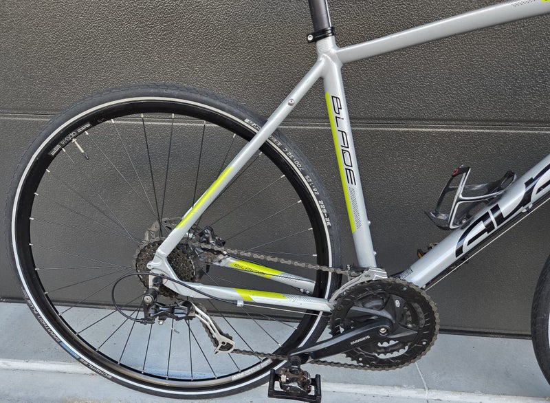 Avanti Blade Sport 3 - Large Frame (59cm) - Good Condition Carousel 2