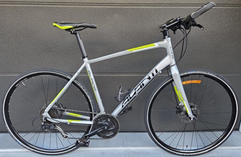 Avanti Blade Sport 3 - Large Frame (59cm) - Good Condition Carousel 1