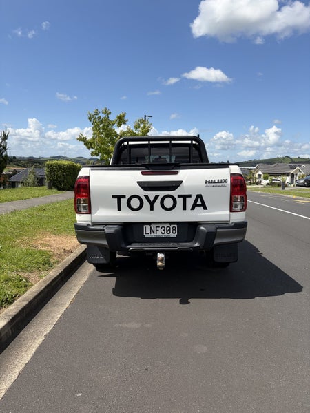 2018 Toyota Hilux Sr5 Cruiser Td Dc64264663100547112