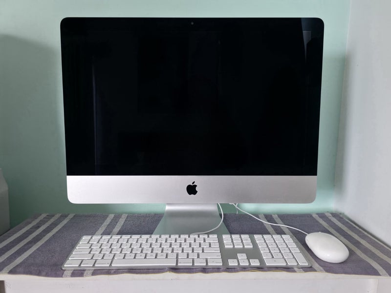 **iMac 21.5-inch 2017 1080p ($1 Reserve)**64265505280897111