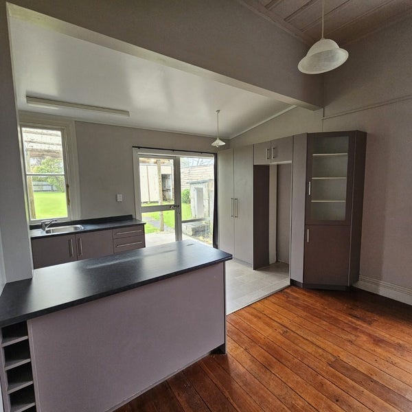 Dargaville, 3 bedrooms64270709725441112