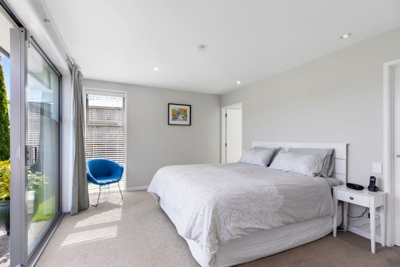 Pristine home - motivated sellers on the move!64271069256194111