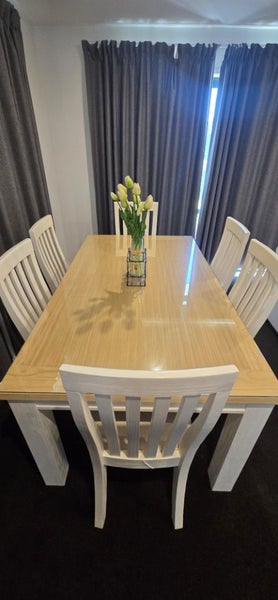 Dining Table64271253792258111