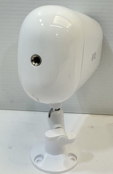 Arlo Essential XL Security Camera Carousel 2