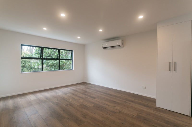 Onehunga, 2 bedrooms64594508156289111