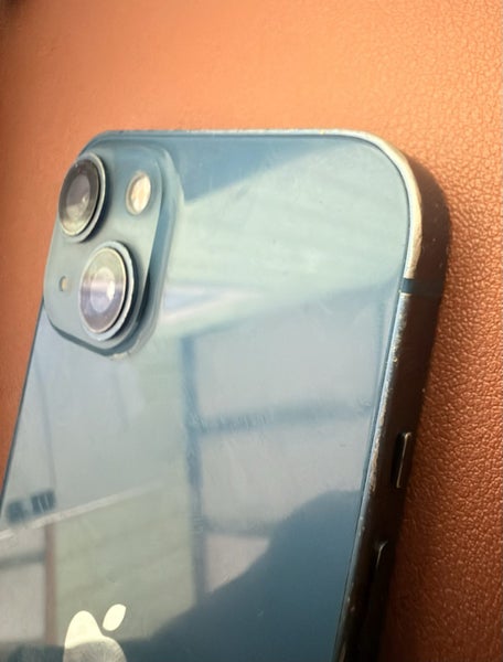 iPhone 13 - 128GB64371444643714112