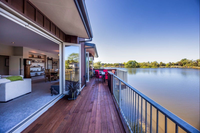 Designed for the lake, defined by lifestyle64272024958465112