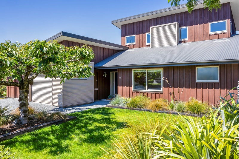 Designed for the lake, defined by lifestyle64272024958465114