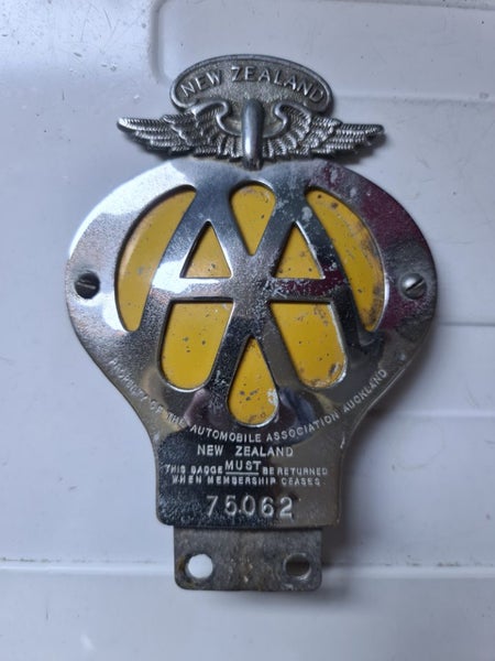 Vintage AA Badge Carousel 1