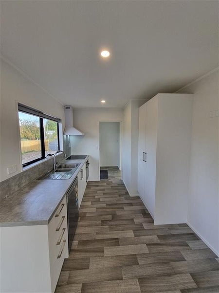 Owhata, 3 bedrooms64272226389377111