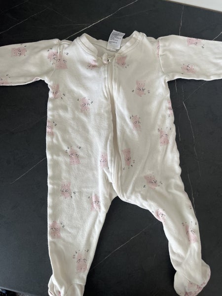 3x onesies size 3-6m Carousel 4