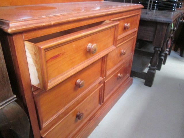 2079 SOLID PINE 6 DRAWER DRESSING TABLE Carousel 3