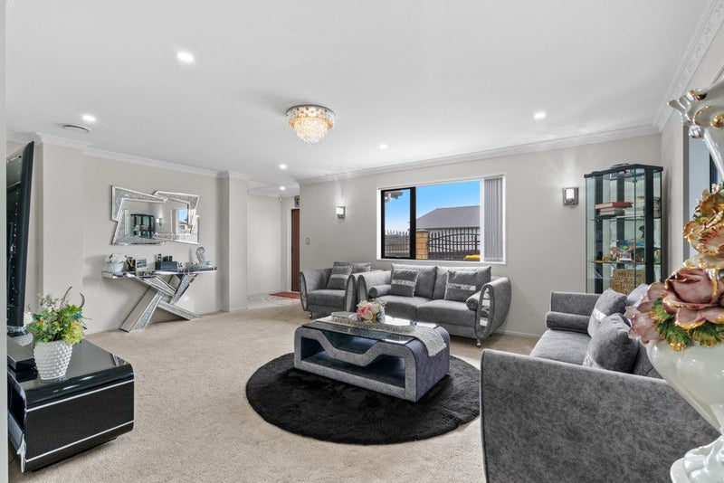 Vendors Have Bought - Sale Is Inevitable!64272715805315111