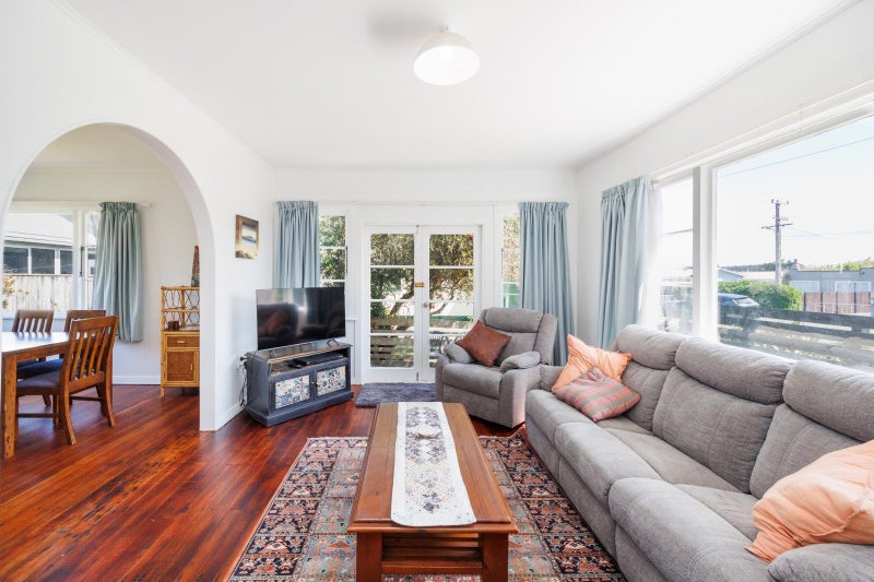 Ideal first home or investment64274093906563113