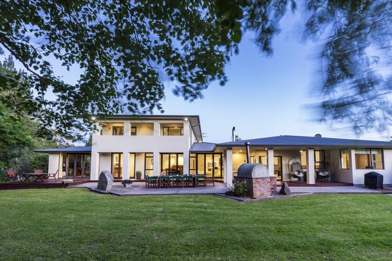 Your Own Private Country Retreat64272891304705111