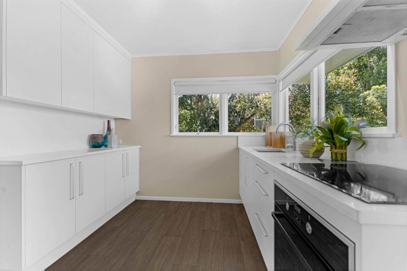 Step Into Effortless Living64350845080450113