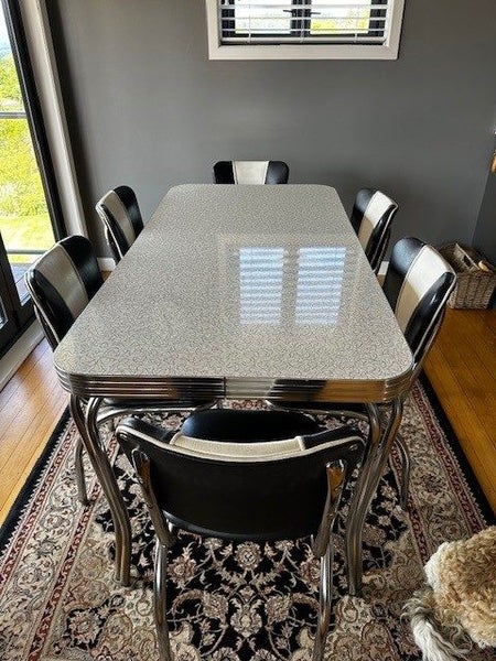 Retro Dining Table and Chairs64273713080066111