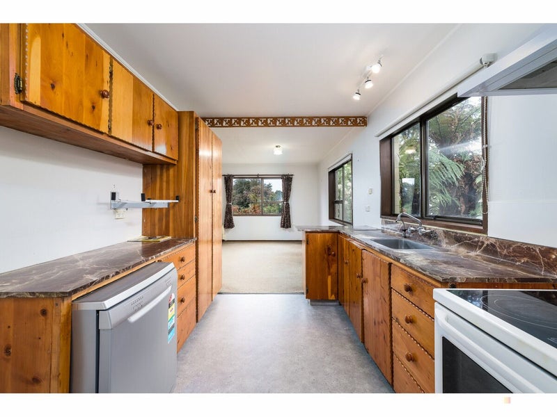 Oamaru Stone Elegance - A Home to Be Proud Of64273897262210112