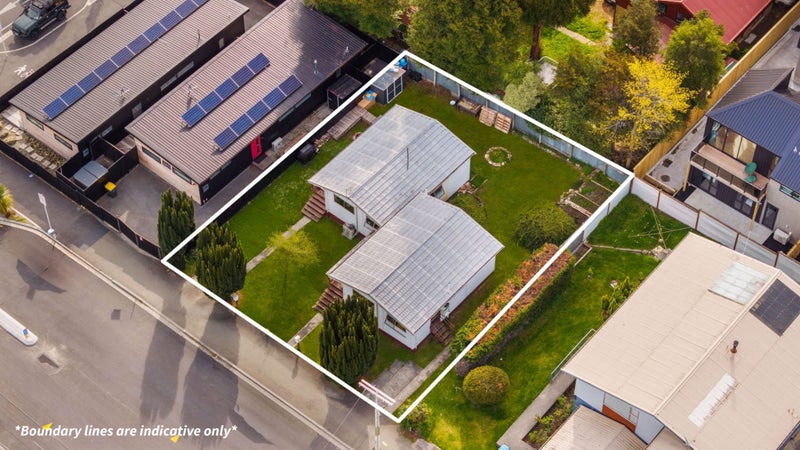 Your In Town Queenstown Canvas64273897227905111