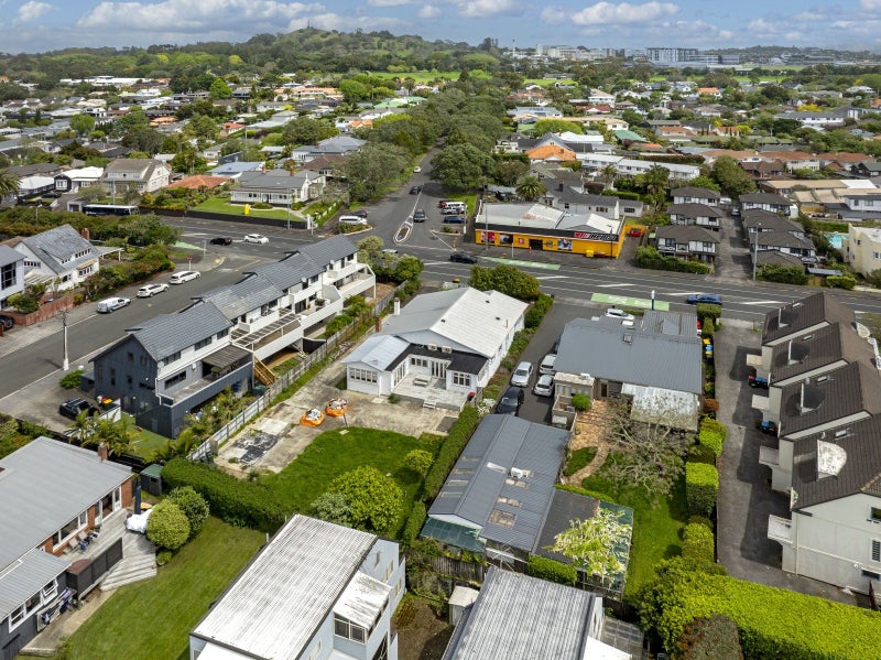 Remuera - develop or occupy64275679500802112