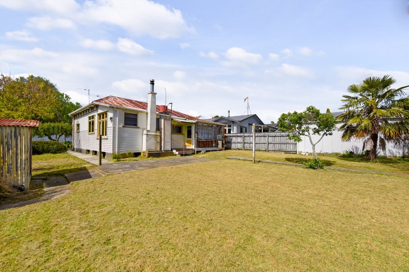 Renovate or Redevelop!64274289863169112