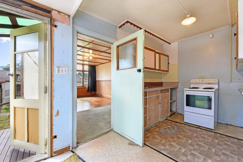 Renovate or Redevelop!64274289863169113