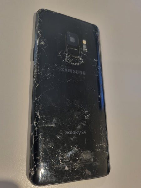 Samsung S9 (Rear damage, but works well)64274286943107111