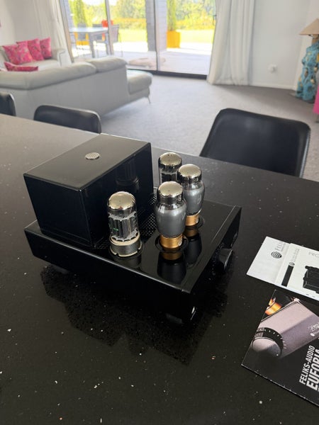 Feliks Euphoria Tube Headphone Amplifier64274286934274111