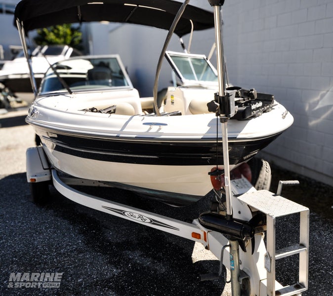 Sea Ray 185 Bowrider - Loaded with Extras64274639812226112