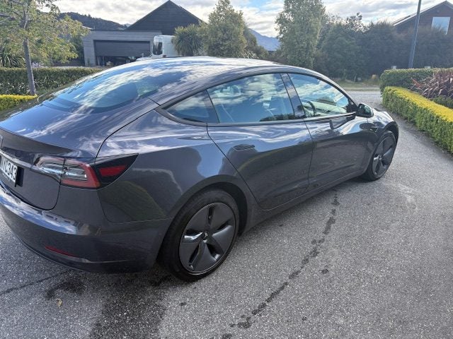 2021 Tesla Model 3 Standard Range Plus64274639865473112