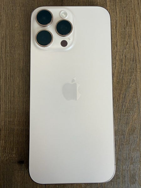 iPhone 16 Pro Max Desert Titanium 256GB64274818977665110