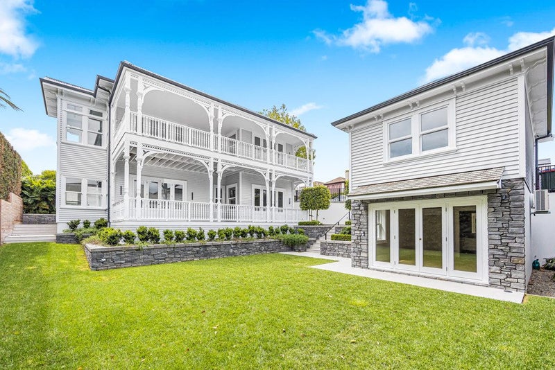 Intelligent Luxury Awaits. No Expense Spared.64275004758146110